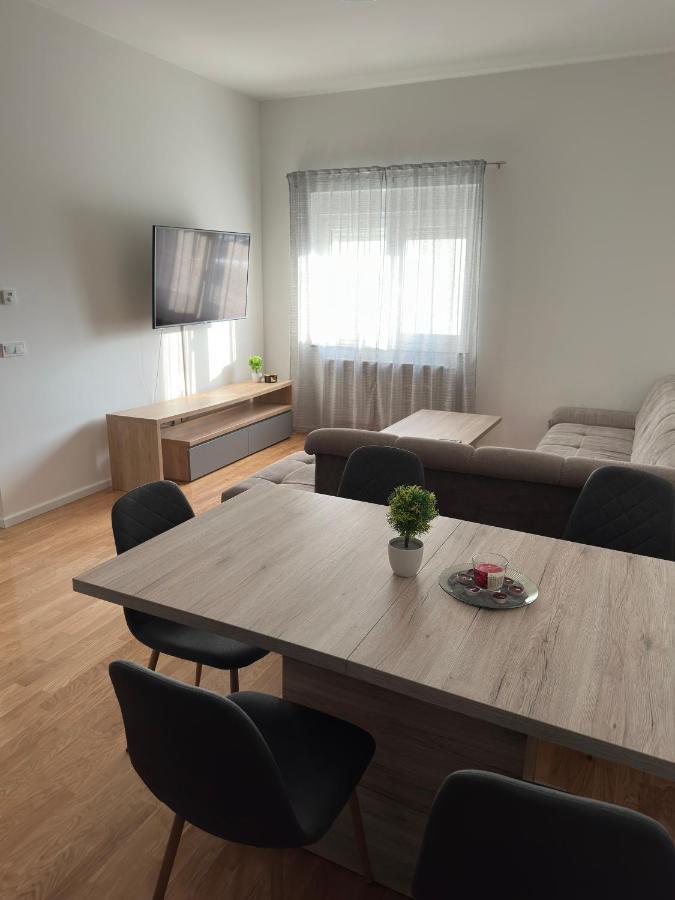 City Rent 1 Osijek Exterior photo